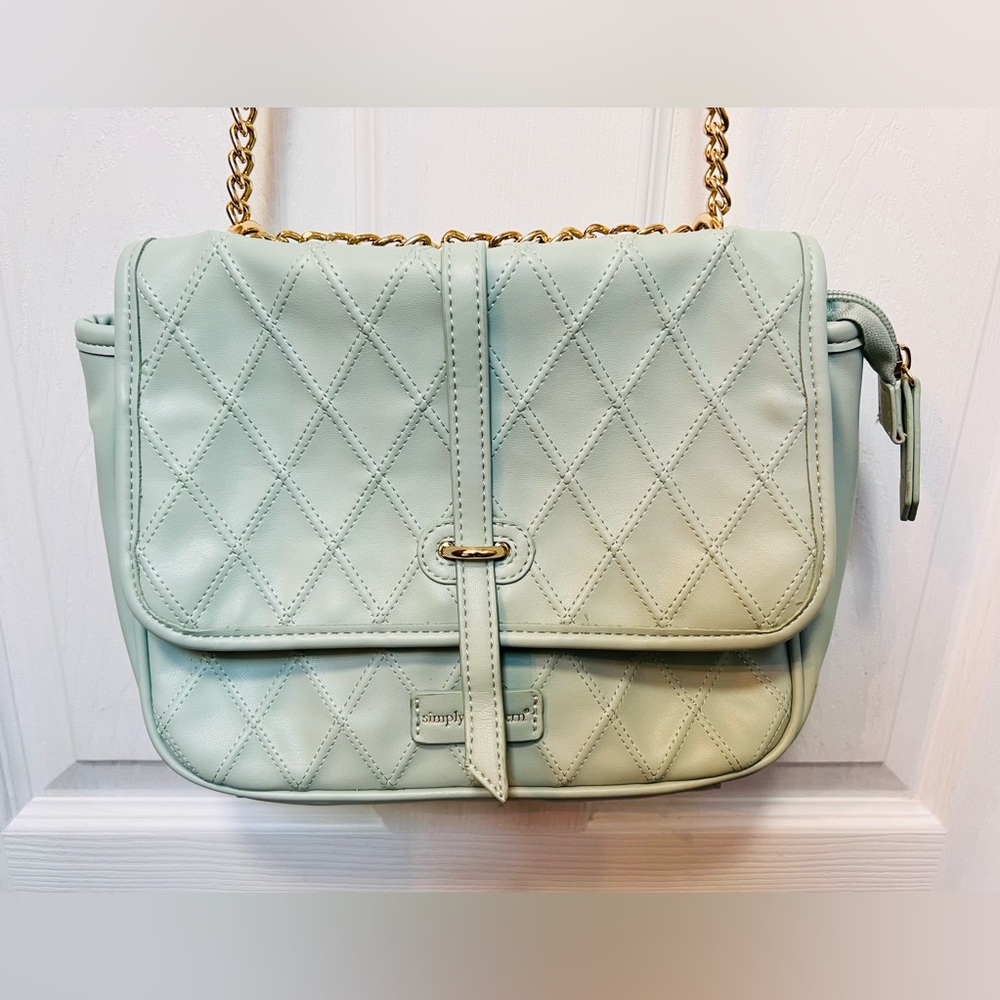 Medium sized pearlescent teal Simply Southern chain strap crossbody purse